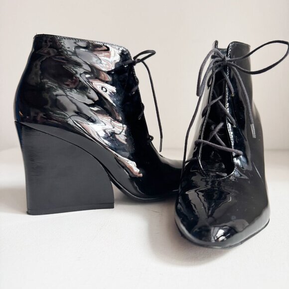 Robert Clergerie  Black Patent Lace up Booties 7 - Picture 7 of 8